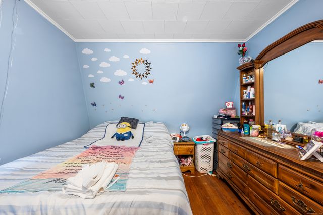 68 Raymond Street, New London, CT 06320