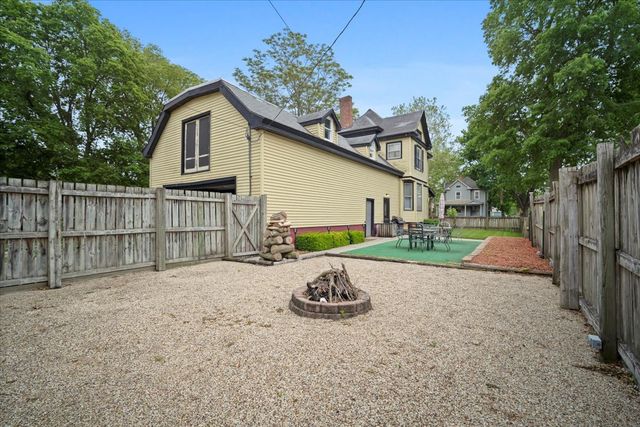 219 W Bennett Street, Pontiac, IL 61764