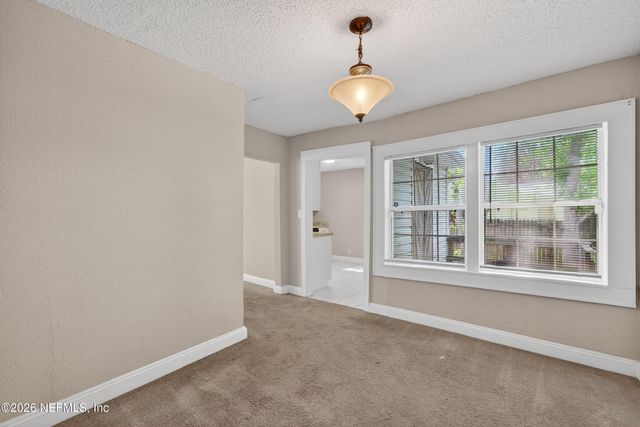 5226 PALMER Avenue, Jacksonville, FL 32210
