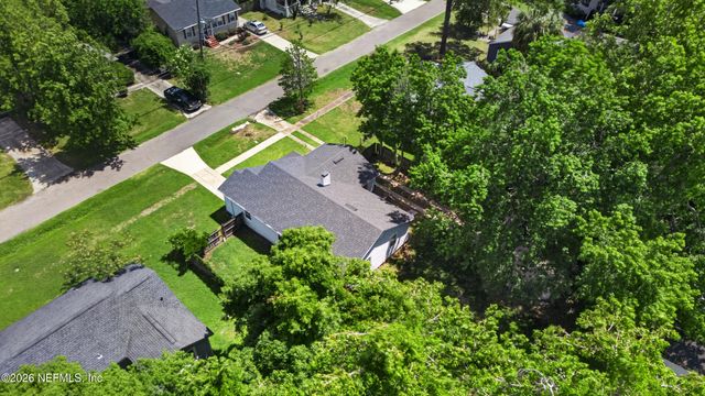 5226 PALMER Avenue, Jacksonville, FL 32210