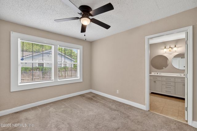 5226 PALMER Avenue, Jacksonville, FL 32210