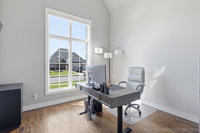 12915 E 5th Place, Jenks, OK 74037