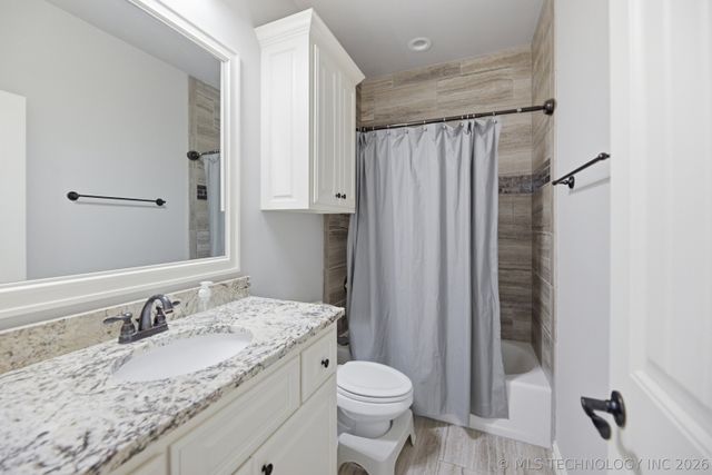 12915 E 5th Place, Jenks, OK 74037