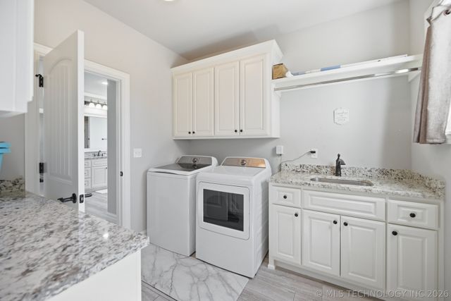 12915 E 5th Place, Jenks, OK 74037
