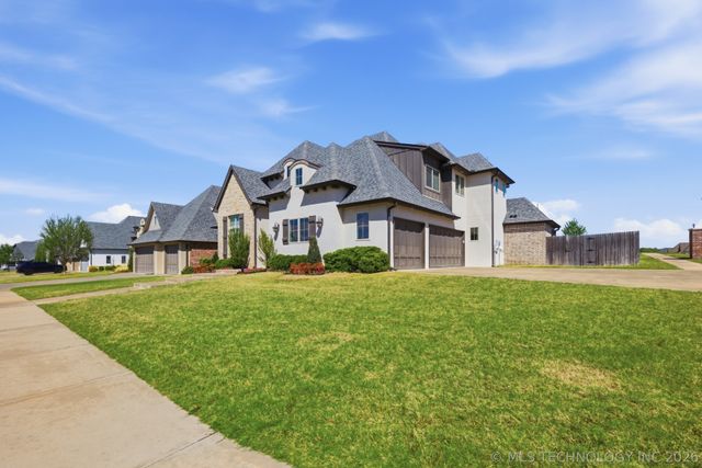 12915 E 5th Place, Jenks, OK 74037
