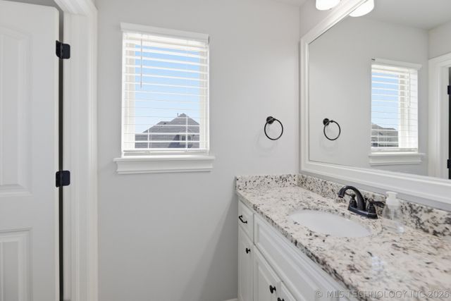 12915 E 5th Place, Jenks, OK 74037