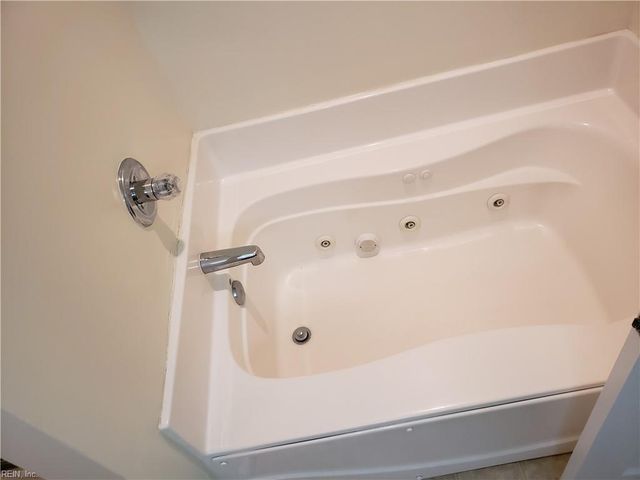 7005 Darby CT, Suffolk, VA 23435