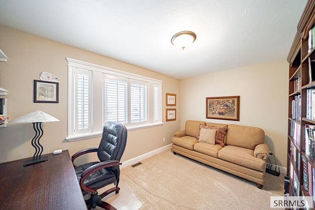 6320 Glen Abby Circle, Idaho Falls, ID 83401