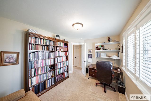 6320 Glen Abby Circle, Idaho Falls, ID 83401
