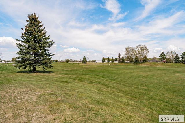 6320 Glen Abby Circle, Idaho Falls, ID 83401