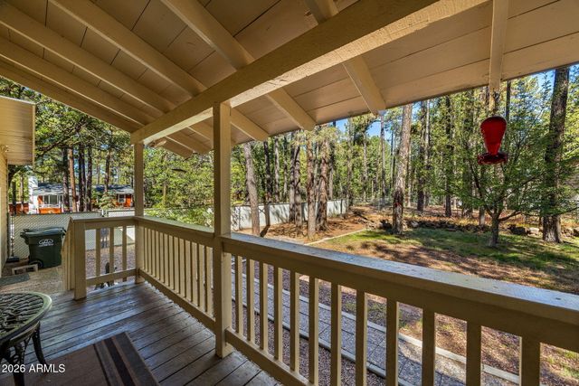 696 E Woodland Lake Road, Pinetop, AZ 85935