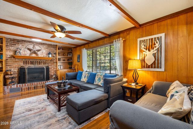 696 E Woodland Lake Road, Pinetop, AZ 85935