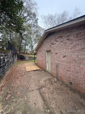 1116 Perry Hill Road, Montgomery, AL 36109