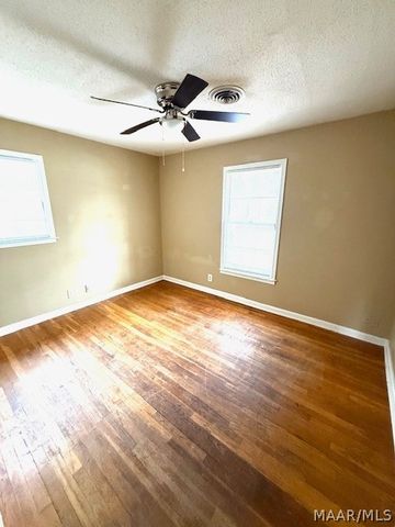 1116 Perry Hill Road, Montgomery, AL 36109