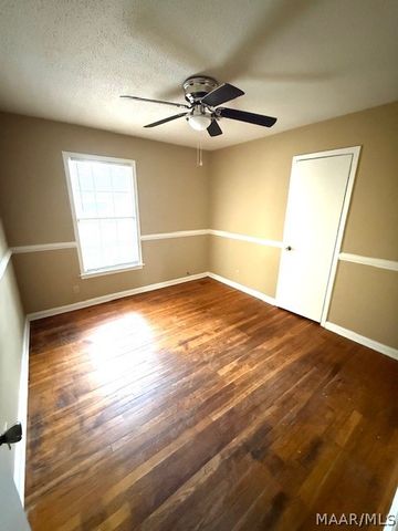 1116 Perry Hill Road, Montgomery, AL 36109