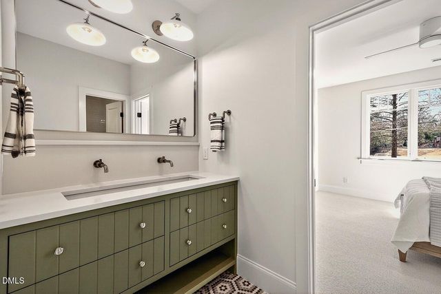 213 Poplar Street, Raleigh, NC 27604