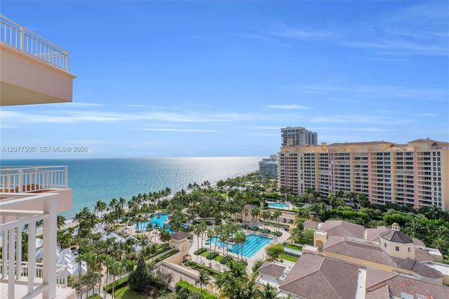 791 Crandon Boulevard PH04, Key Biscayne, FL 33149
