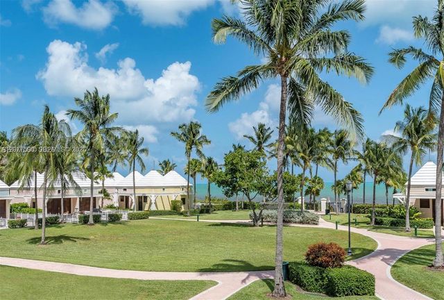 791 Crandon Boulevard PH04, Key Biscayne, FL 33149