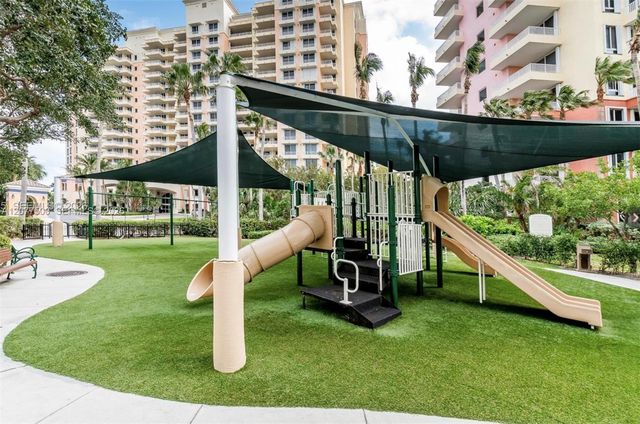 791 Crandon Boulevard PH04, Key Biscayne, FL 33149