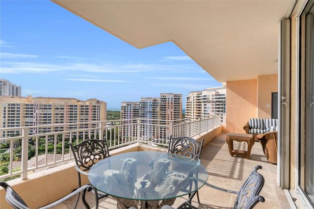 791 Crandon Boulevard PH04, Key Biscayne, FL 33149