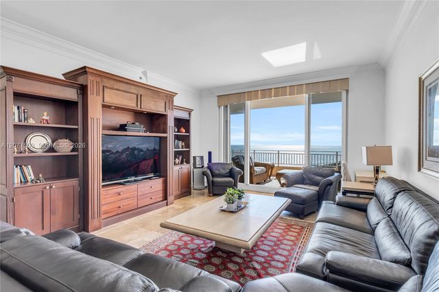 791 Crandon Boulevard PH04, Key Biscayne, FL 33149