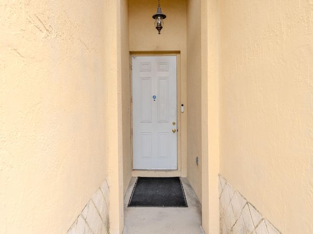 409 NW 9th Avenue, Pompano Beach, FL 33060
