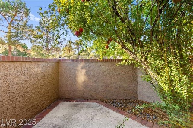 7363 Mission Hills Drive, Las Vegas, NV 89113