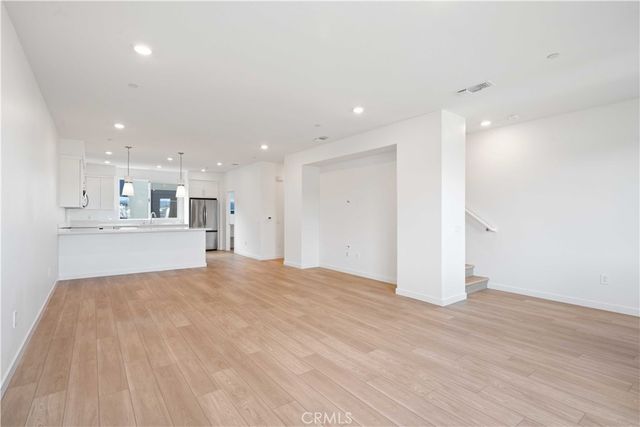 27318 Bear Creek Lane, Valencia, CA 91381
