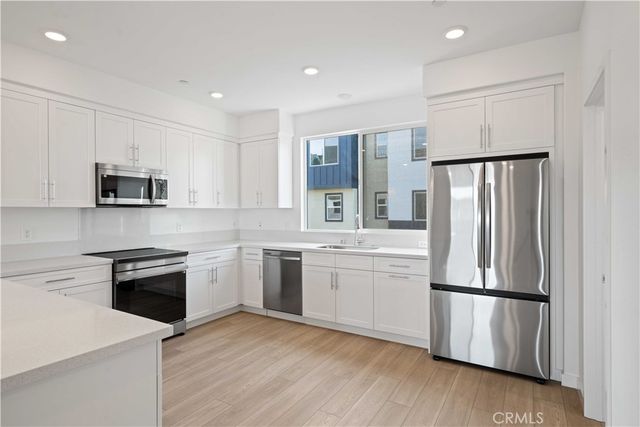 27318 Bear Creek Lane, Valencia, CA 91381
