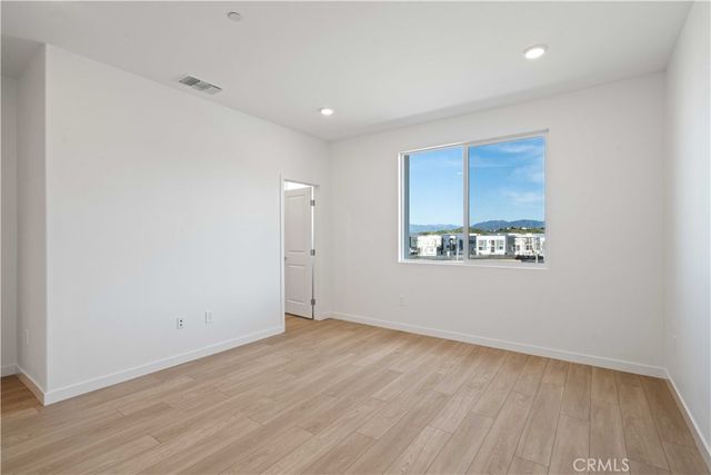 27318 Bear Creek Lane, Valencia, CA 91381