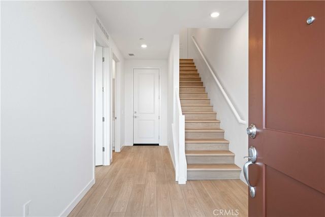 27318 Bear Creek Lane, Valencia, CA 91381