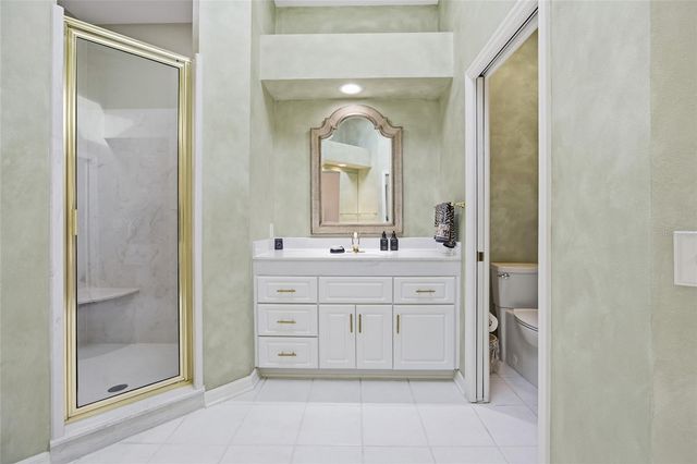 2021 SE TWIN BRIDGE CIRCLE, Ocala, FL 34471