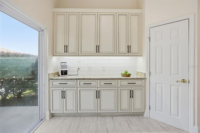 2021 SE TWIN BRIDGE CIRCLE, Ocala, FL 34471