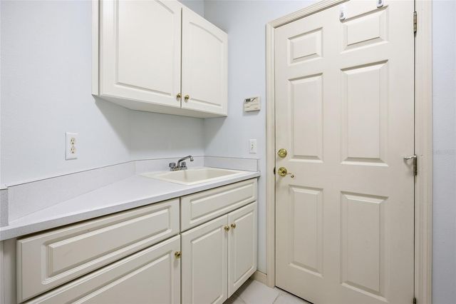 2021 SE TWIN BRIDGE CIRCLE, Ocala, FL 34471