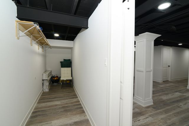 324 Parkside Avenue, Itasca, IL 60143