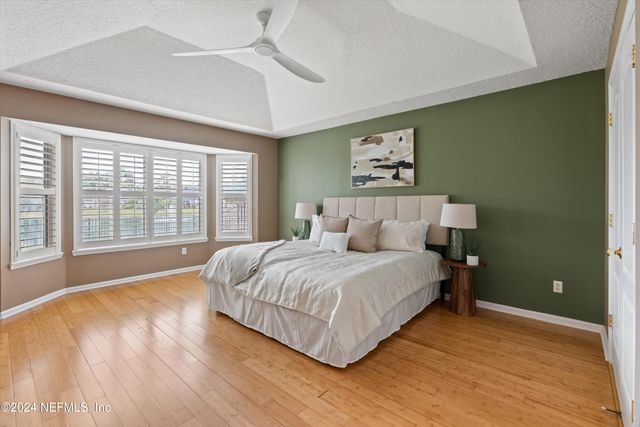 12082 BRANDON LAKE Drive, Jacksonville, FL 32258