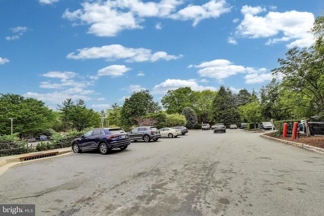 10401 GROSVENOR #1620, Rockville, MD 20852