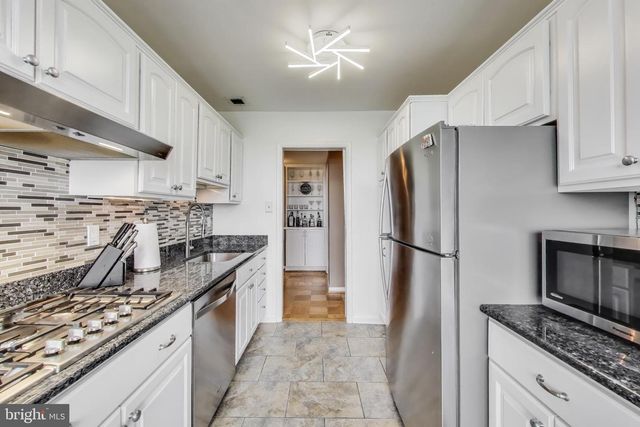 10401 GROSVENOR #1620, Rockville, MD 20852