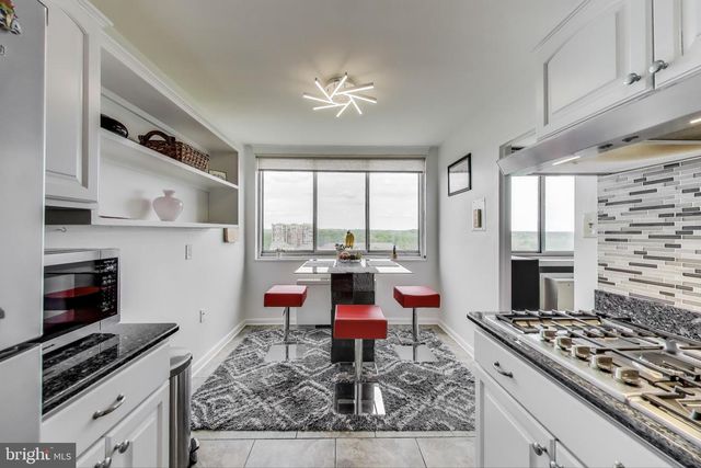 10401 GROSVENOR #1620, Rockville, MD 20852