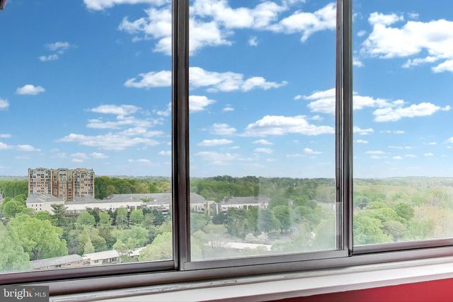 10401 GROSVENOR #1620, Rockville, MD 20852