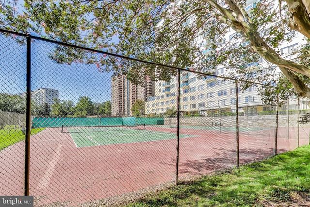 10401 GROSVENOR #1620, Rockville, MD 20852