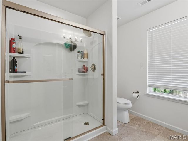 757 Fox Creek Drive, Fenton, MO 63026