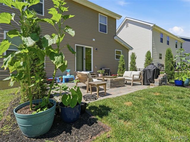 757 Fox Creek Drive, Fenton, MO 63026