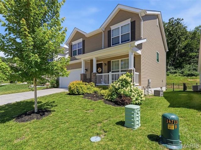 757 Fox Creek Drive, Fenton, MO 63026