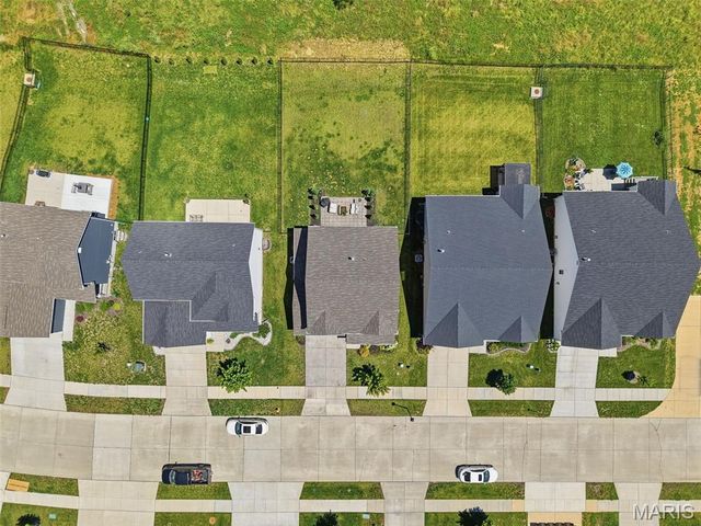 757 Fox Creek Drive, Fenton, MO 63026