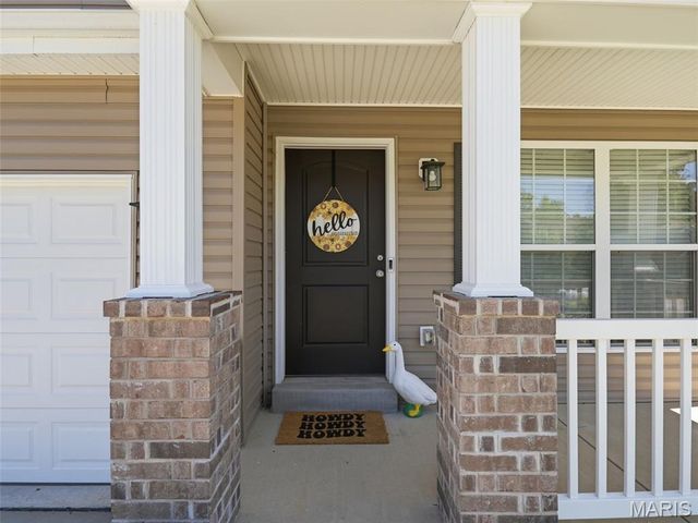 757 Fox Creek Drive, Fenton, MO 63026
