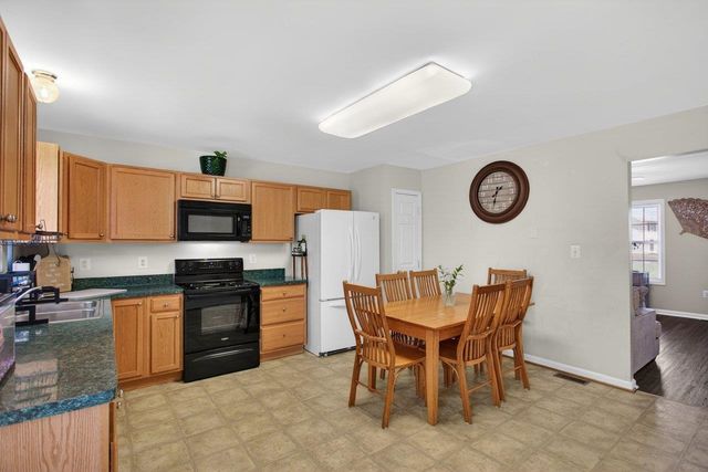 214 KADIES LN, Edinburg, VA 22824