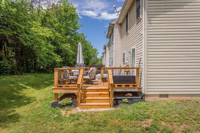 214 KADIES LN, Edinburg, VA 22824