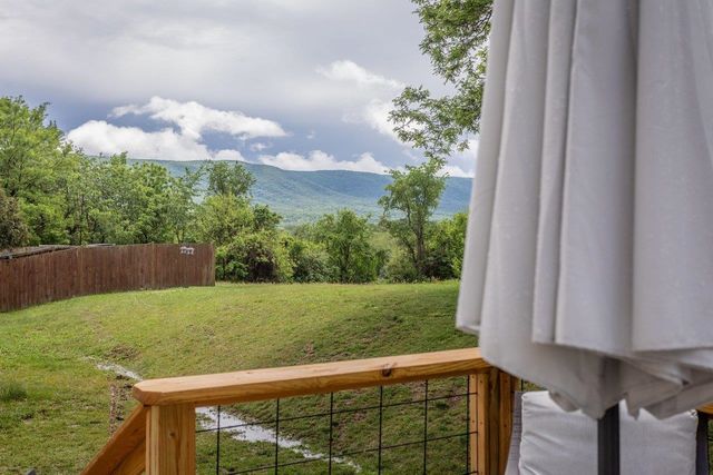 214 KADIES LN, Edinburg, VA 22824