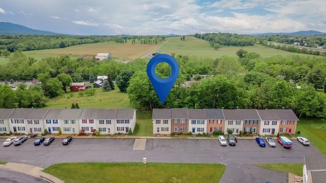 214 KADIES LN, Edinburg, VA 22824